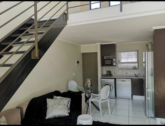 1 BEDROOM PROPERTY TO RENT IN FOURWAYS